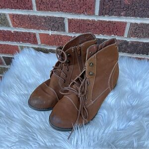 Madden Girl Chestnut Brown Faux Leather Ankle Combat Boot Boots